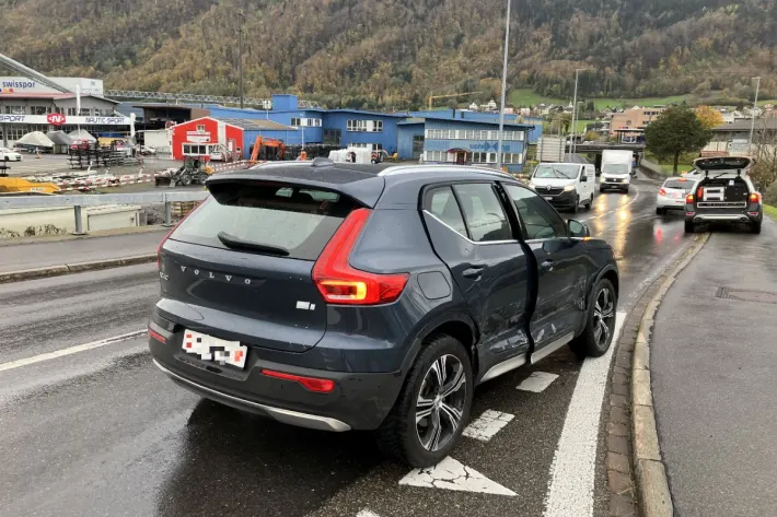Schäniserstrasse,Bilten ,glarus,swisstamilnews