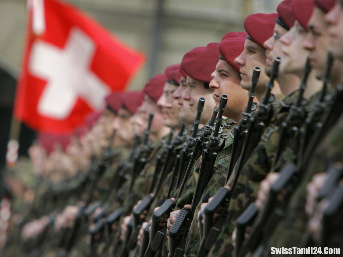 சுவிட்சர்லாந்து, இராணுவத்திலிருந்து,ஆயுதங்கள், Swiss ARmy, Swiss Army weopons