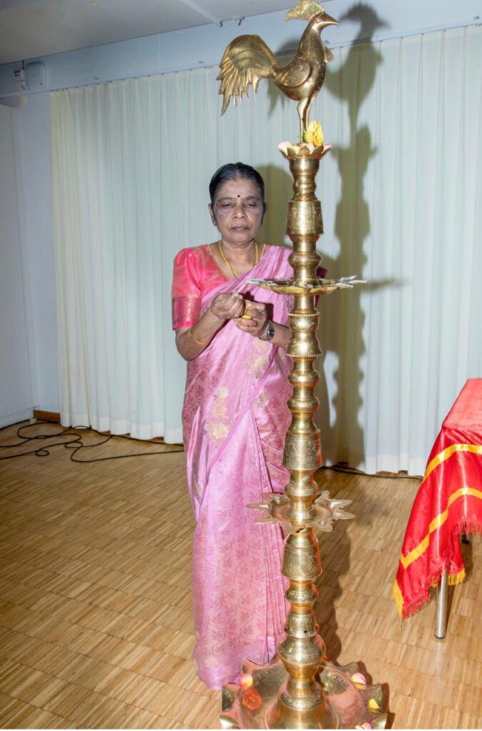“சுவிற்சர்லாந்தில் வாழ்ந்தாலும் ஈழத்தை எழுத்தில் சுமக்கும் பெண் ஆளுமை!”