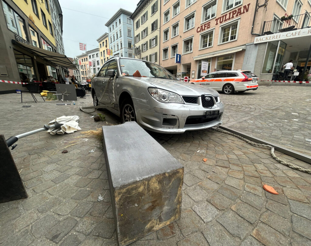 wppi image polizei newsVU Einsiedeln 01102026 scaled 1536x1217 1